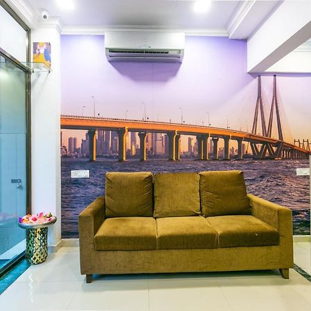 Collection O 74412 Ardaas Residency Hotel Мумбай Екстериор снимка