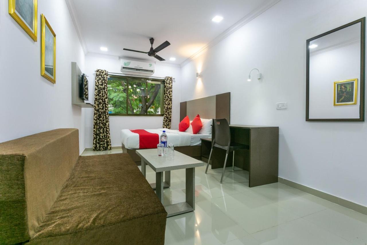 Collection O 74412 Ardaas Residency Hotel Мумбай Екстериор снимка