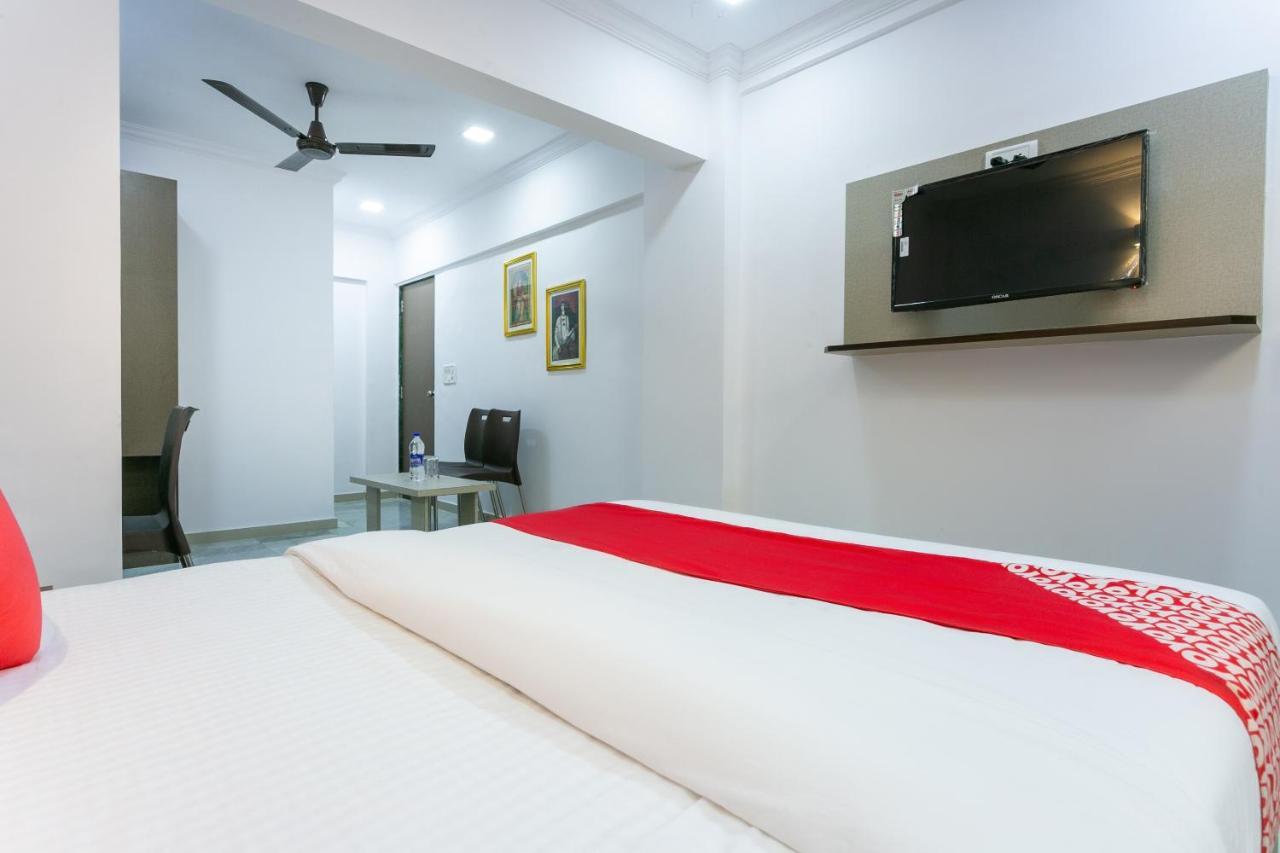 Collection O 74412 Ardaas Residency Hotel Мумбай Екстериор снимка